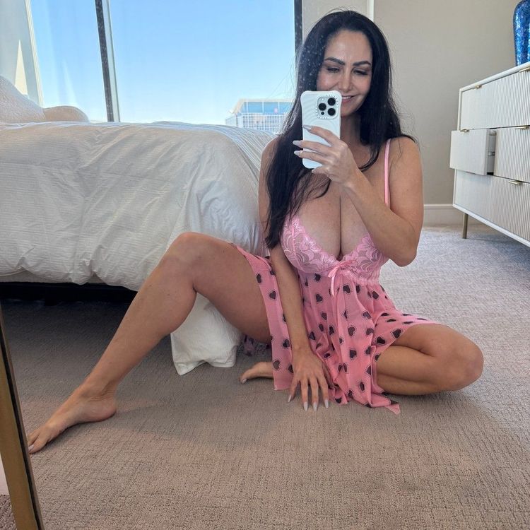 Ava Addams OnlyFans MILF